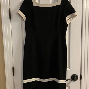Jones New York fully lined dress
